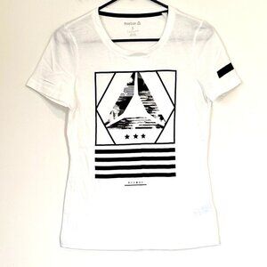NEW Reebok Black and White Short Sleeve T-Shirt - Size Small